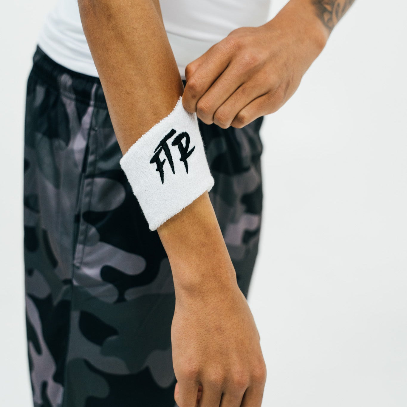 FTR ‘HOME & AWAY’ Combo Wristbands (2-Pack)